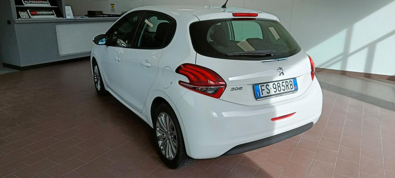 Peugeot 208 PureTech 82cv 5 porte Style