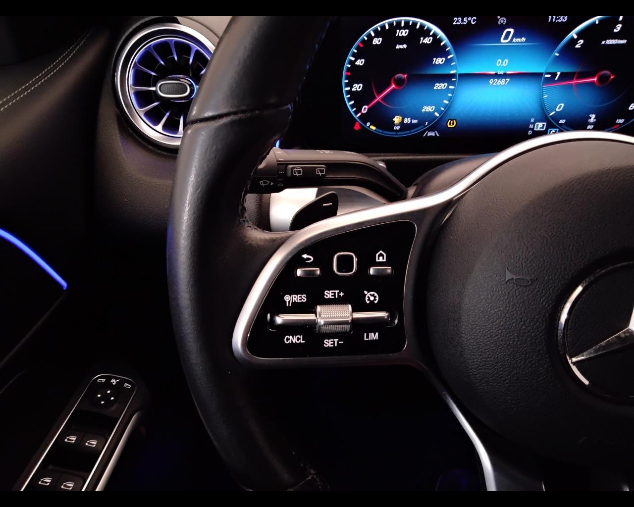 Mercedes-Benz GLB - X247 2019 - GLB 180 d Sport Plus auto