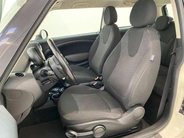 MINI One 1.6 16V One (72kW)