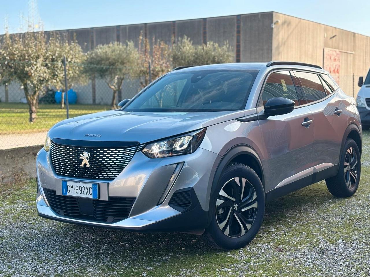 Peugeot 2008 Allure 2023 automatica