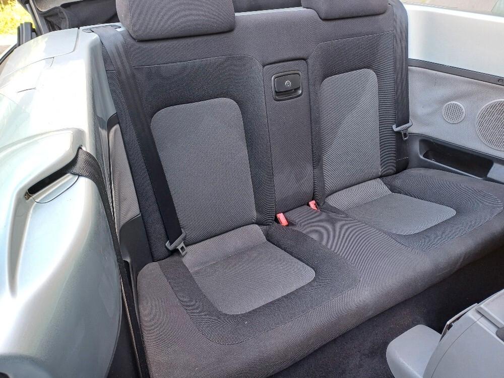 Volkswagen New Beetle Cabrio 1.9 TDI Anno 2004