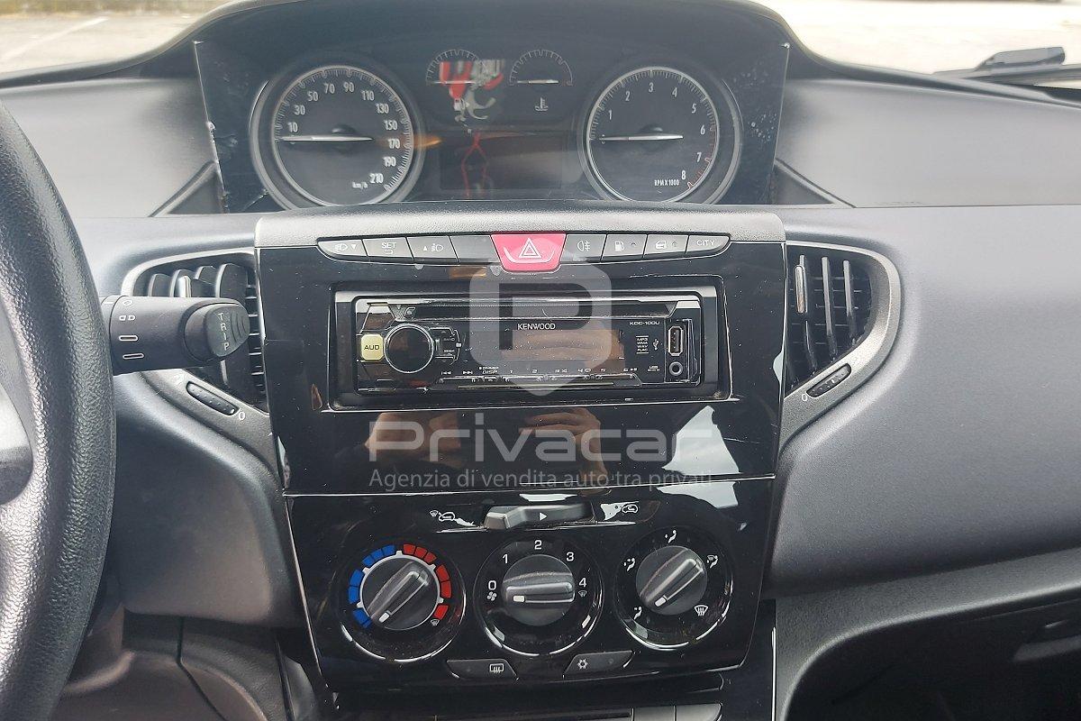 LANCIA Ypsilon 0.9 TwinAir 85 CV 5 porte Metano Ecochic Platinum