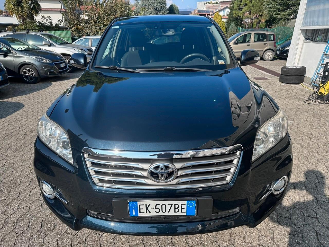 Toyota RAV 4 RAV4 Crossover 2.2 D-4D 150 CV DPF Exclusive