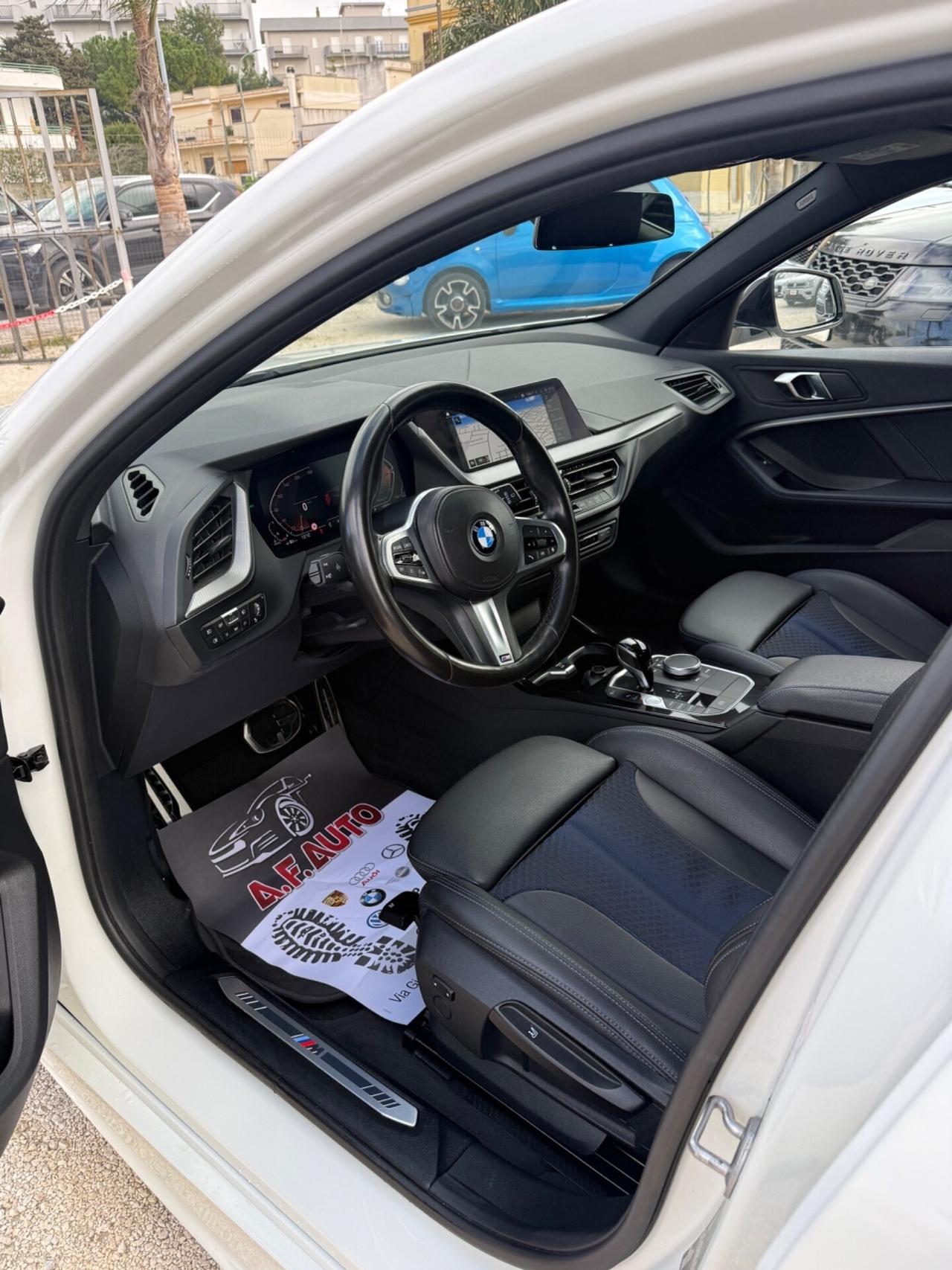 Bmw 118d 5p. Msport