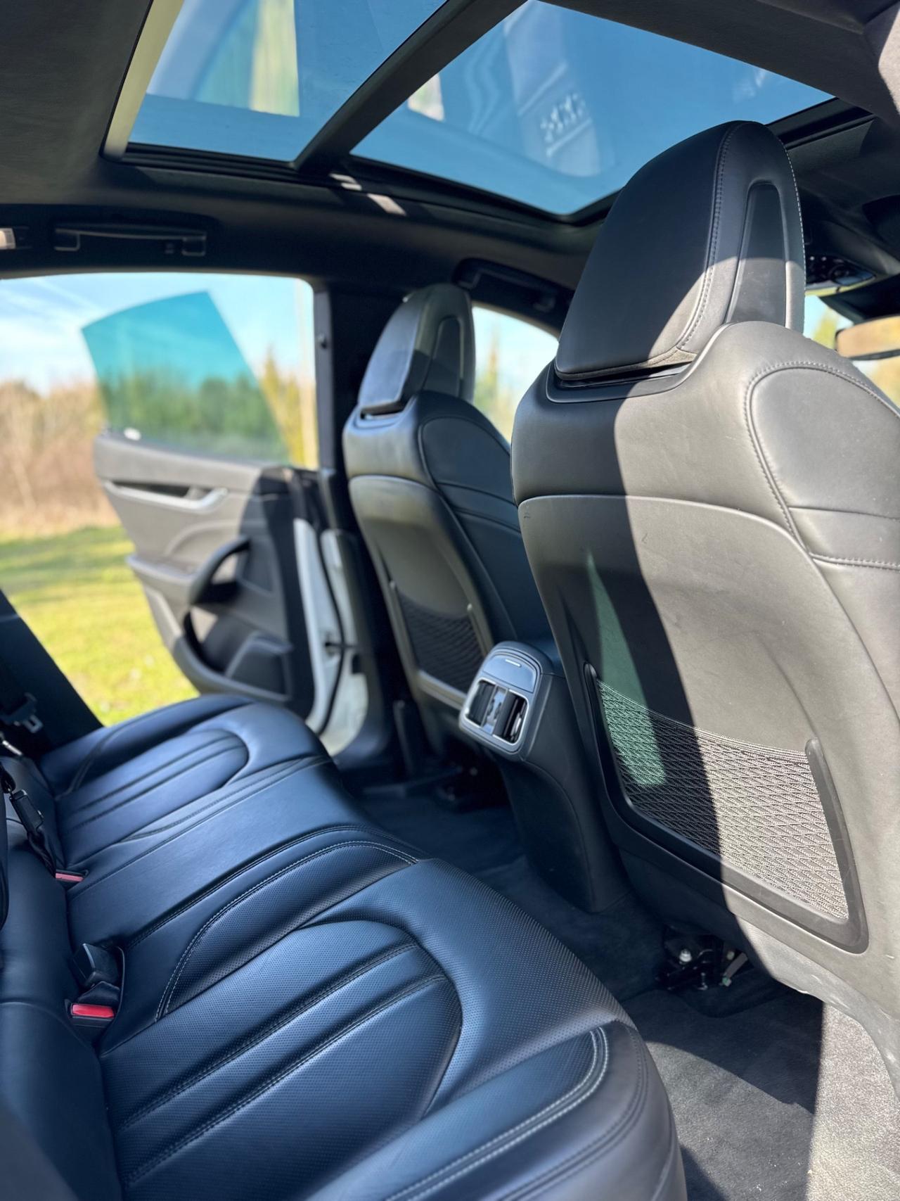 Maserati Levante V6 Diesel 275 CV AWD