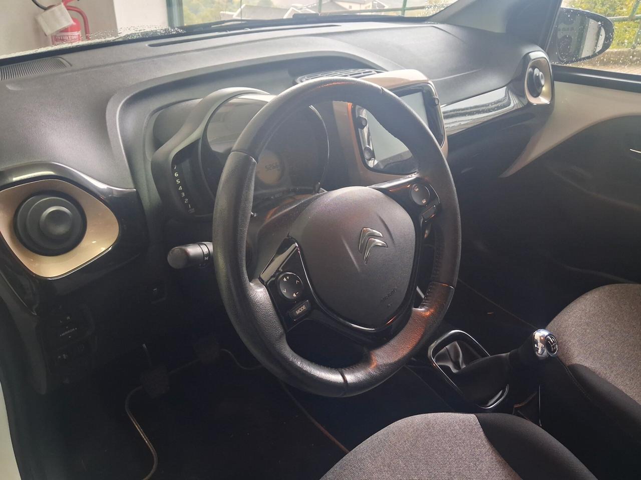 Citroen C1 5 PORTE VTI 72 CV SHINE. VENDUTA