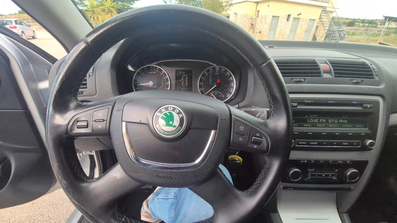 Skoda Octavia 1.6 TDI CR F.AP. Wagon Ambition