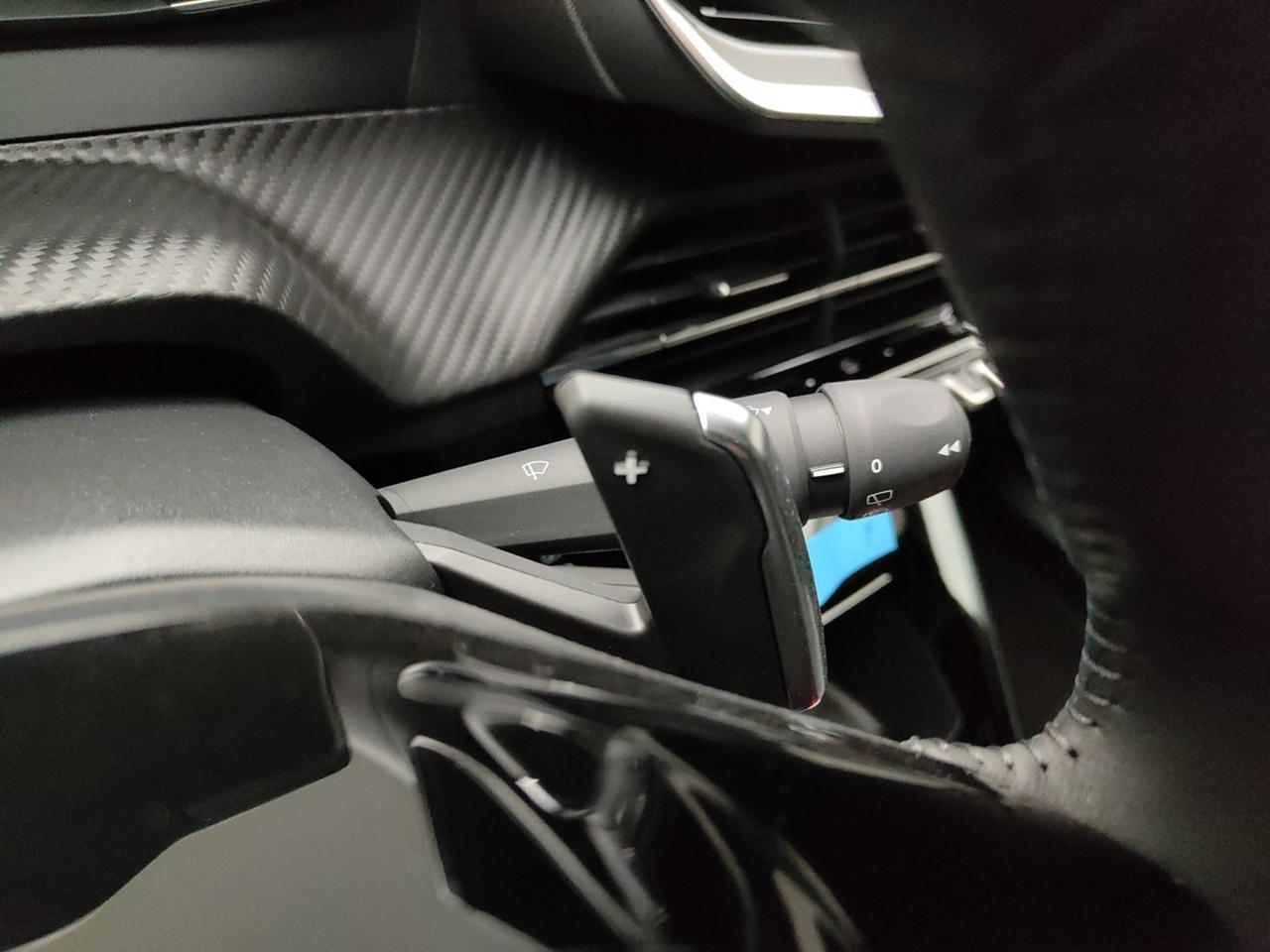 PEUGEOT 2008 II 2020 1.2 PURETECH 130CV ALLURE EAT8