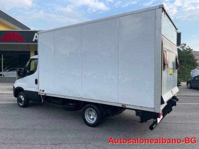 IVECO Daily 35C15 3.0D CAB ONNICAR PALFINGER