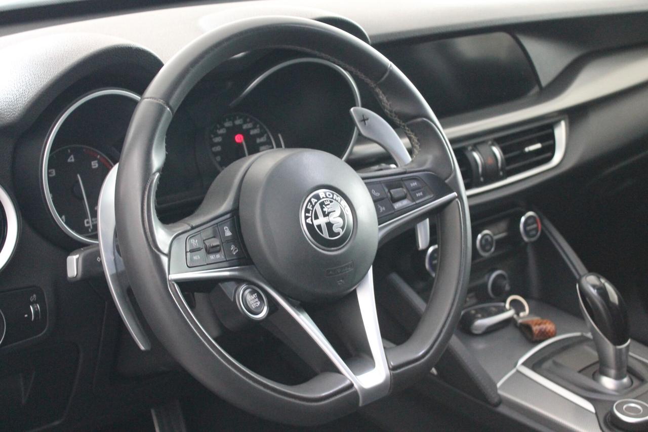 Alfa Romeo Stelvio 2.2 Turbodiesel 190 CV AT8 Q4 Super