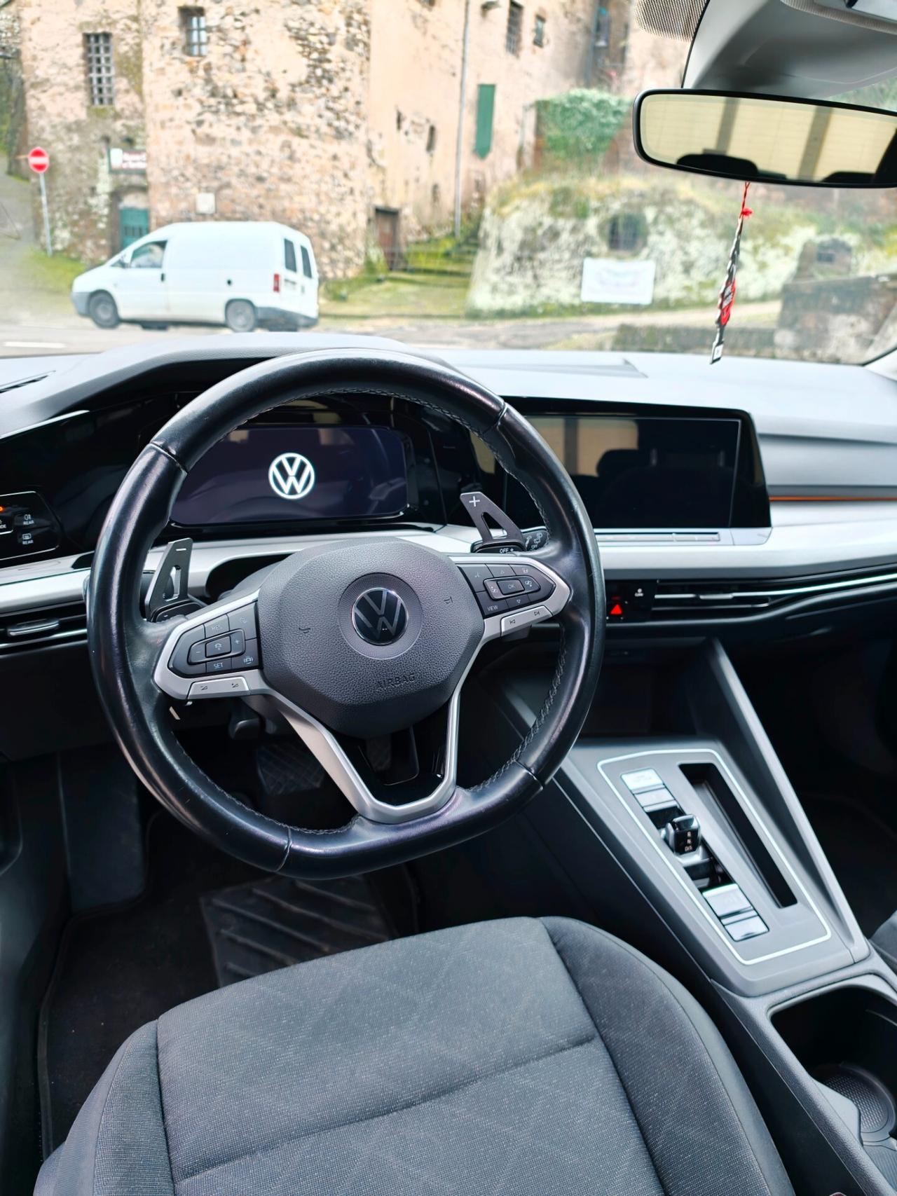 Volkswagen Golf 2.0 TDI DGS Style