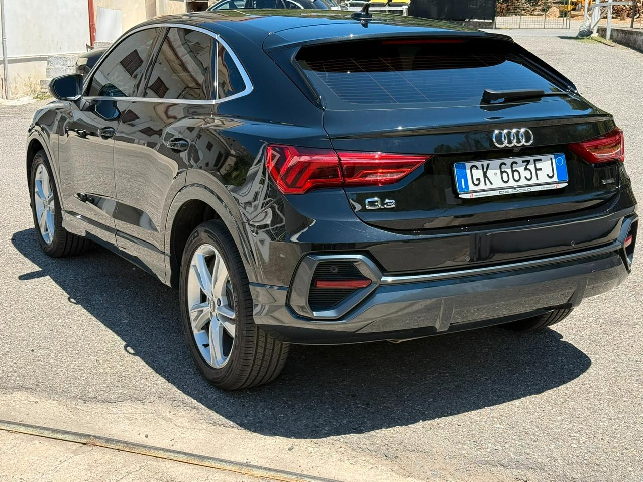 Audi Q3 35 TDI quattro S tronic line edition