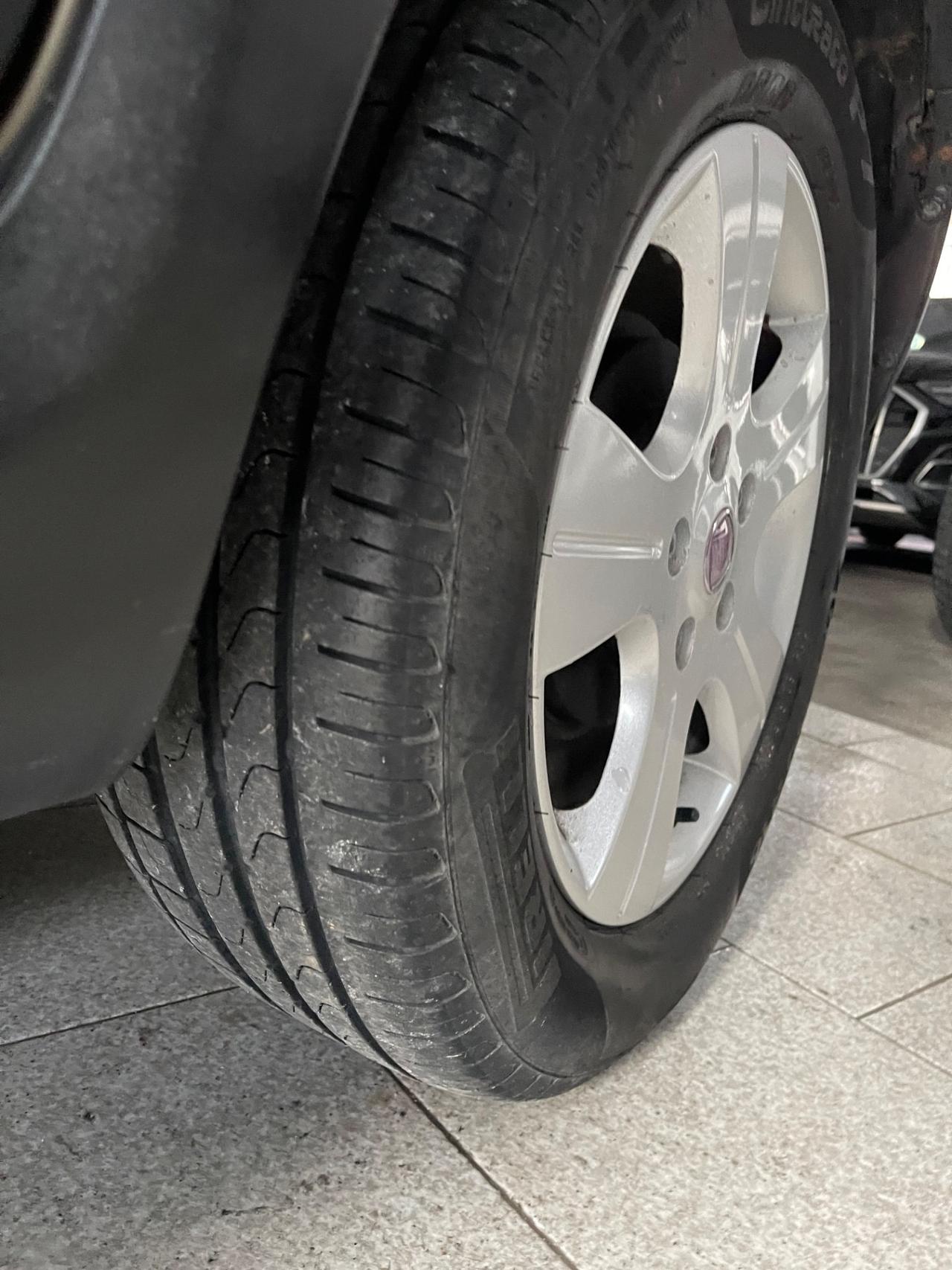 Fiat Sedici 1.9 MJT 4x4 Experience