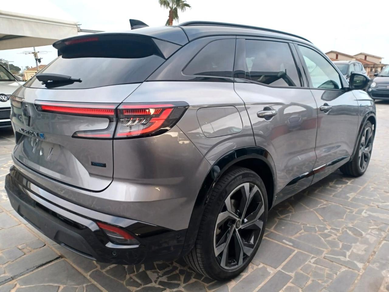 Renault Austral 1.2 E-Tech full hybrid Iconic Esprit Alpine 200cv