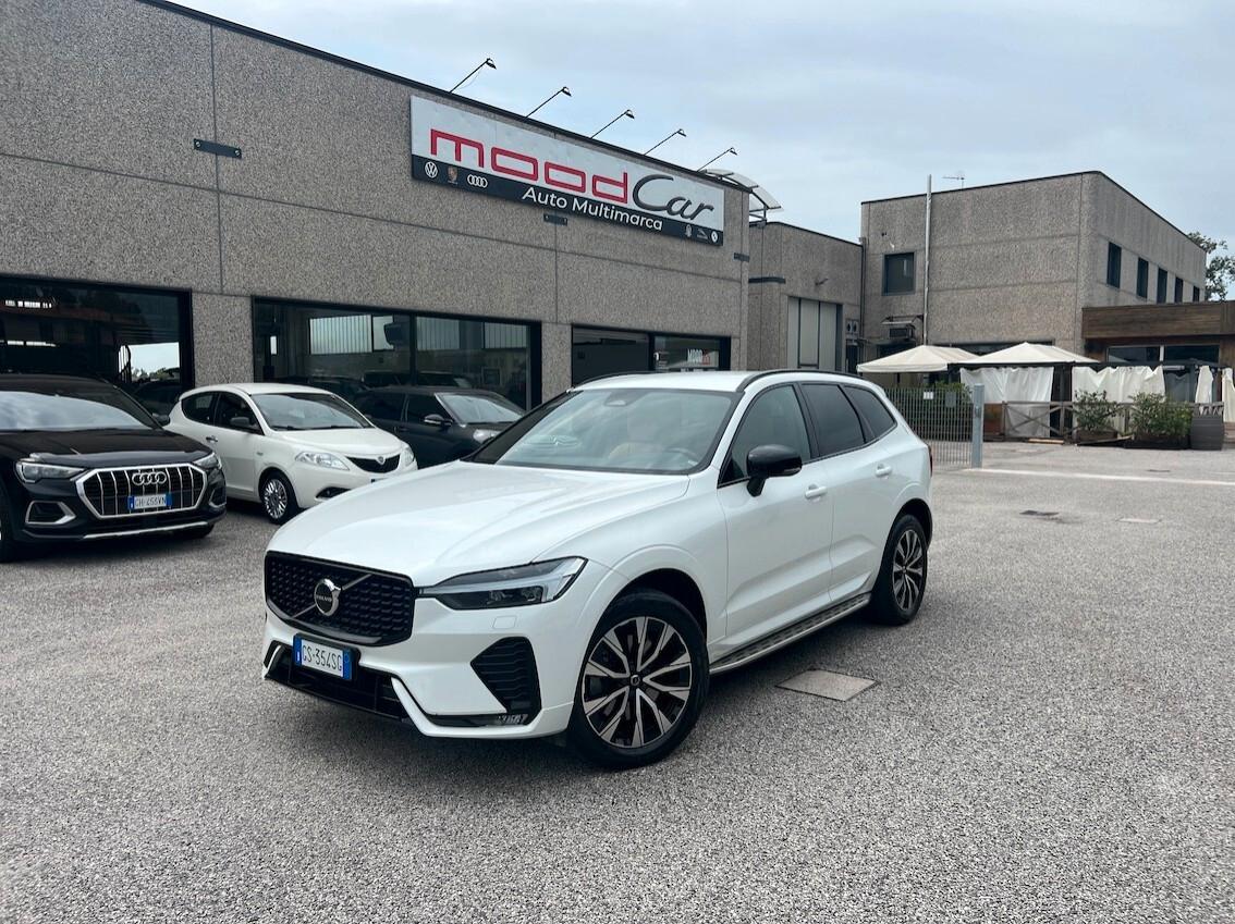 Volvo XC60 2.0 b4 Plus Dark awd auto - FULL OPTIONAL