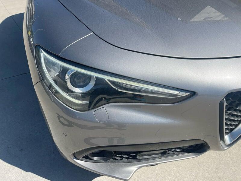 Alfa Romeo Stelvio 2.2 t Executive Q4 190cv auto my19