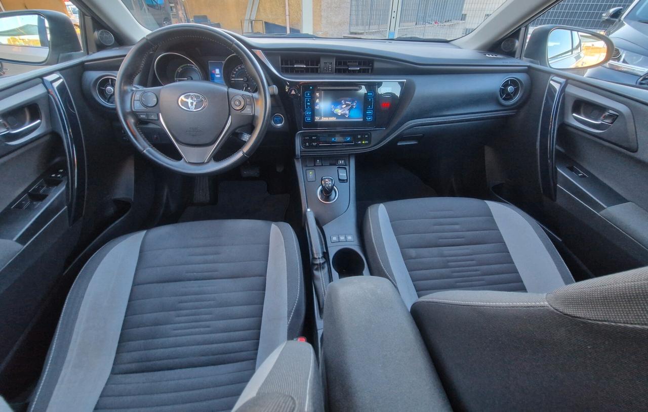 Toyota Auris Touring Sports 1.8 Hybrid Active