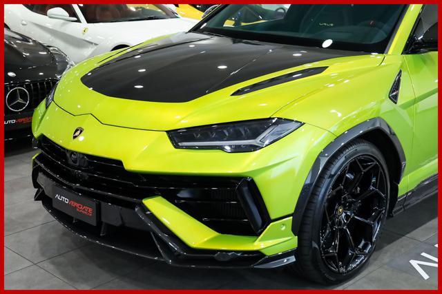 LAMBORGHINI Urus 4.0 Performante | FULL CARBON | AKRAPOVIC