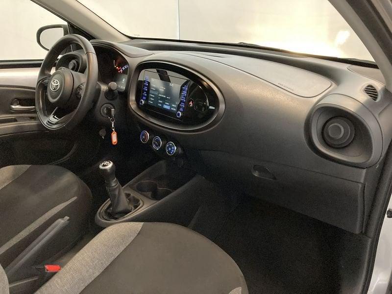 Toyota Aygo X 1.0B (72 CV) Active