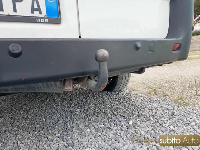 PEUGEOT Expert 2.0 HDi 125CV + 22%