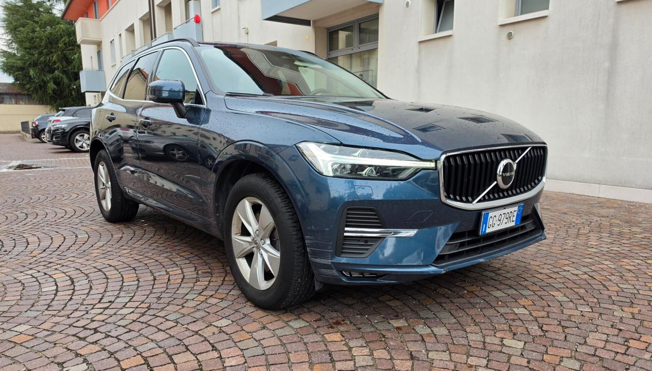 Volvo XC 60 XC60 B4 (d) AWD Geartronic Momentum Pro