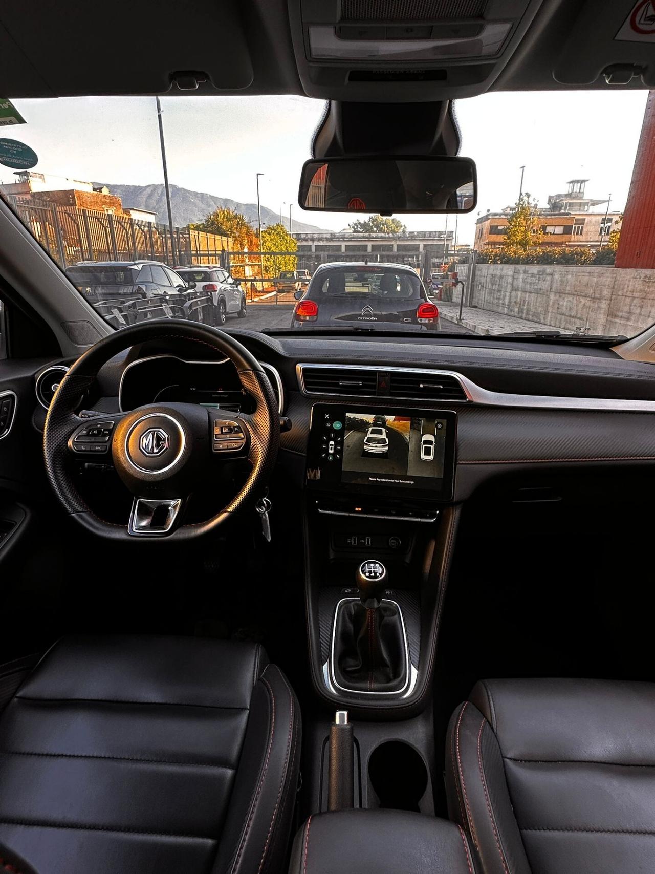 MG ZS 2024 1.5 BENZINA 106CV LUXURY