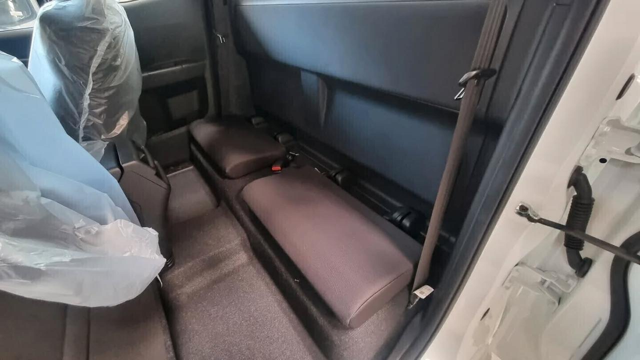 Isuzu D-Max Space N60 BB 4 posti Autocarro NUOVO
