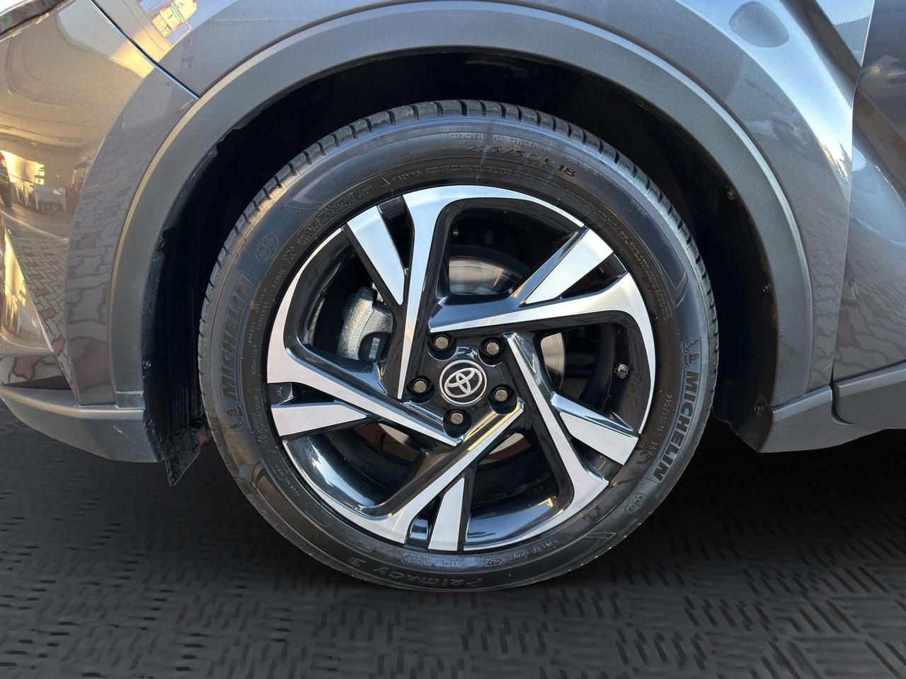 Toyota C-HR 1.8h Trend e-cvt