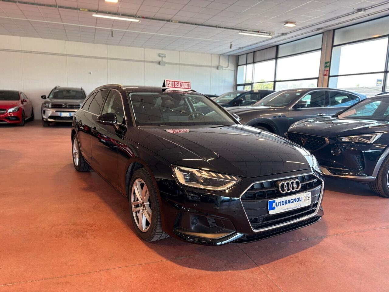 Audi A4 AVANT BUSINESS 30 2.0 TDI S tronic