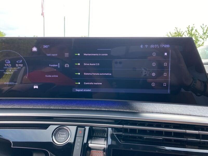 Peugeot e-3008 E-3008 (73kWh) 210 CV GT