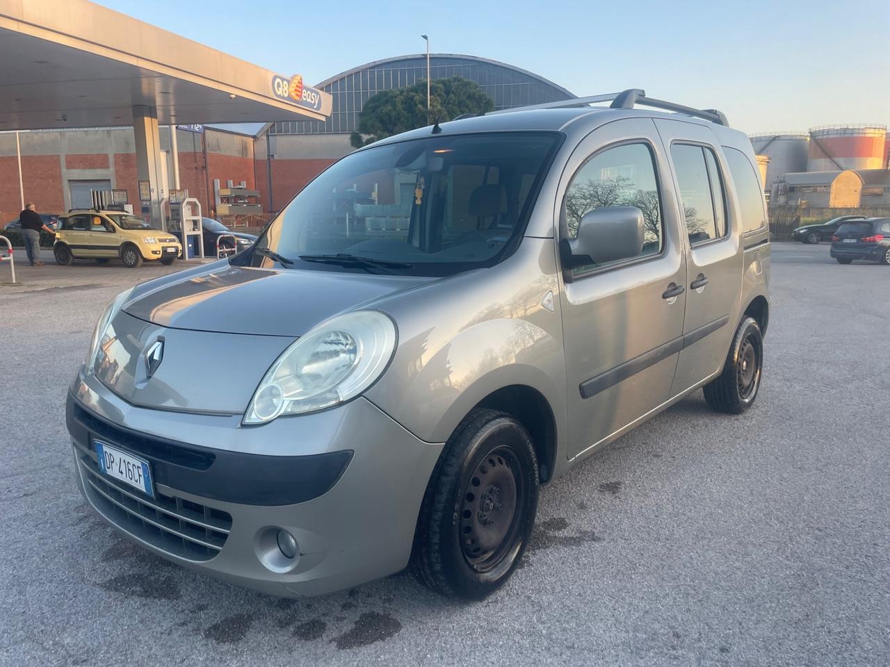 RENAULT KANGOO 1.5 DISEL 2008 NEOPATENTATI .
