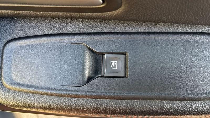 Dacia Duster 1.0 tce SL Extreme Gpl 4x2 100cv 1.0 TCe GPL SL Extreme 4x2