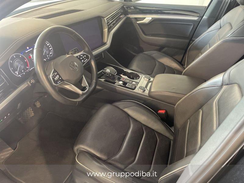 Volkswagen Touareg III 2018 Diesel 3.0 V6 tdi Atmosphere R-Line Exterior Pack