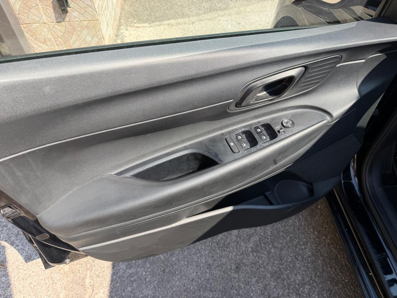 Hyundai i20 1.2 MPI Bose