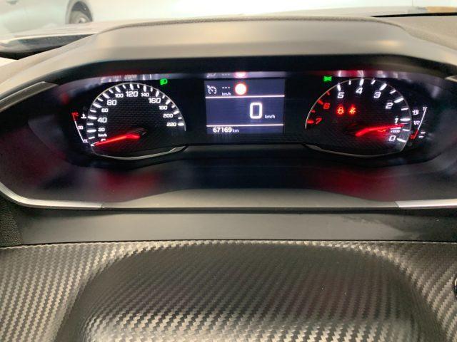 PEUGEOT 2008 1.5 BlueHDi Allure Navi Pack