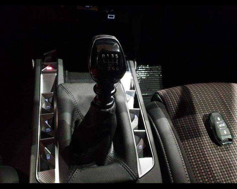 DS DS3 Crossback PureTech 100 Performance Line