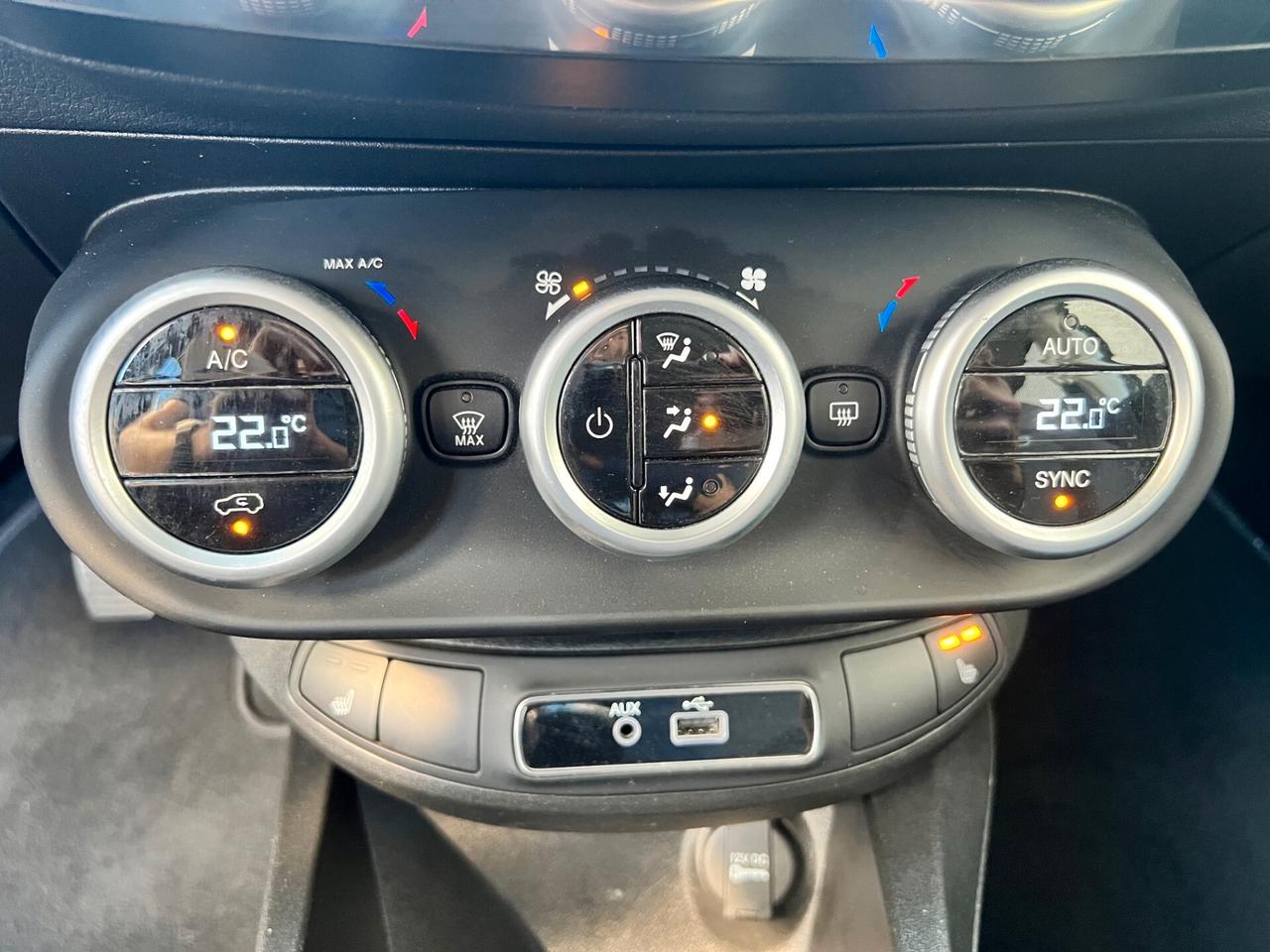 Fiat 500X 1.6 mjt Lounge 120cv XENON/NAVI/PELLE/18; PERFETTA