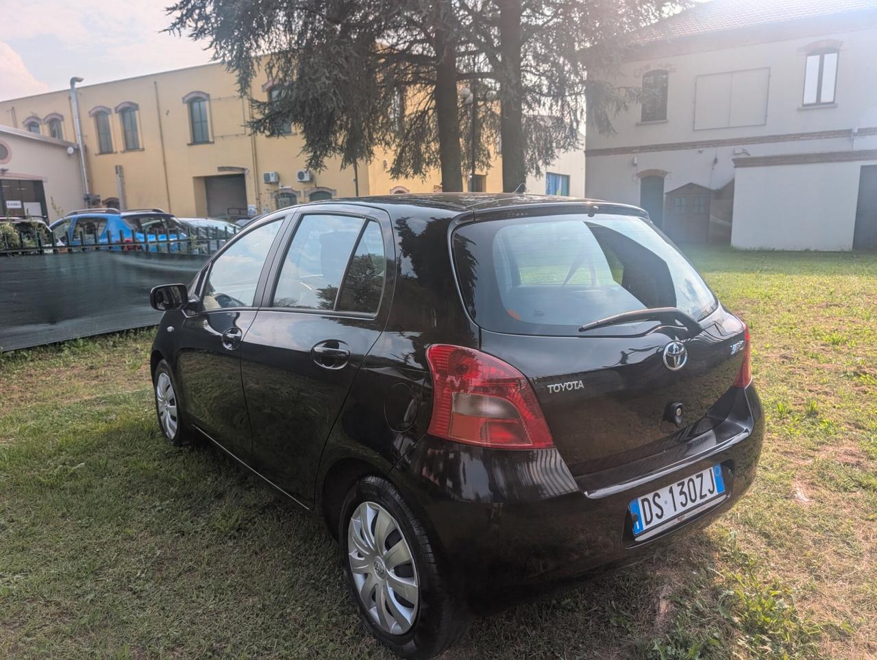 Toyota Yaris 1.3 5 porte Sol UNICO PROPRIETARIO