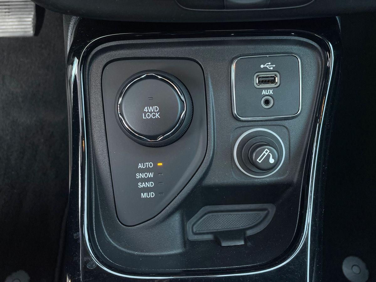 JEEP Compass II 2017 - Compass 2.0 mjt Limited 4wd 140cv auto