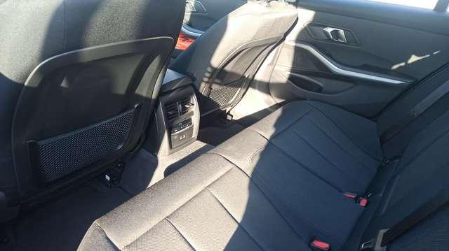 BMW 318 d Touring ** LUXURY+NAVI+AUTOM+LED+FULL **