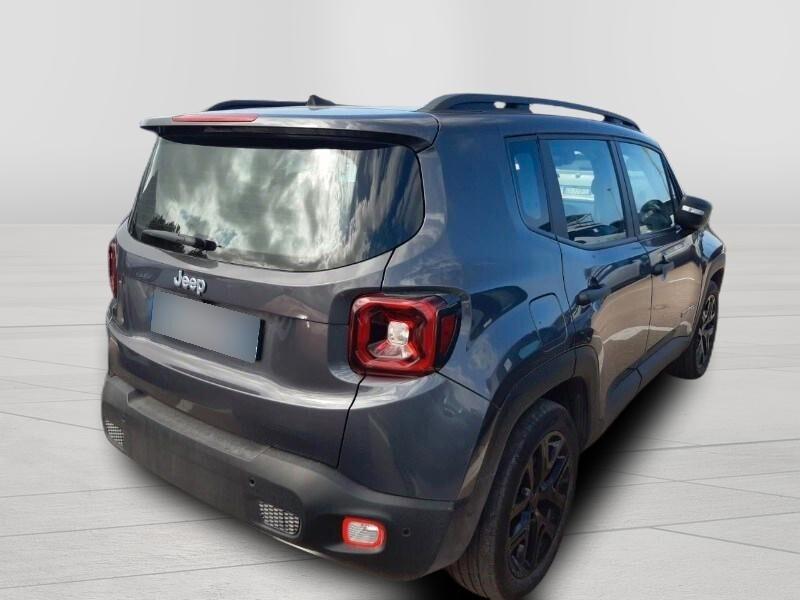 Jeep Renegade 1.5 Turbo T4 MHEV Summit