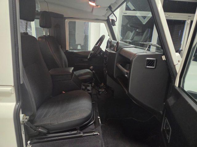 LAND ROVER Defender 90 2.4 TD4 PERFETTA