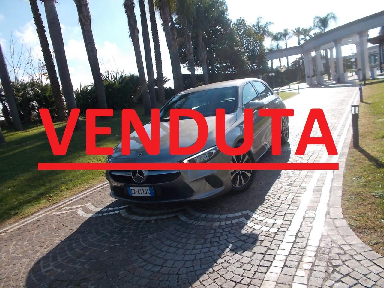 Mercedes-Benz A 180d Autom *FULL OPT.* da VETRINA