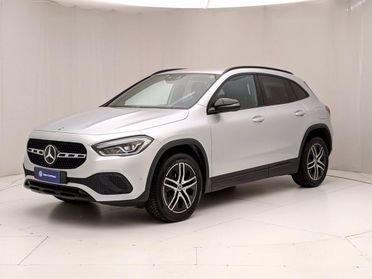 MERCEDES GLA 200 d Automatic Premium del 2020