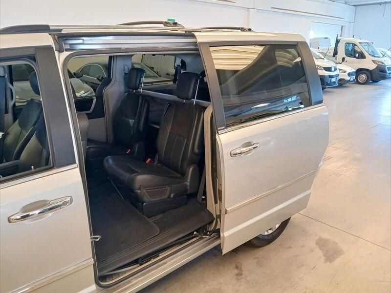 Chrysler Grand Voyager dpf 2.8 crd 163cv 7 Posti limited 02/2011 Euro 4
