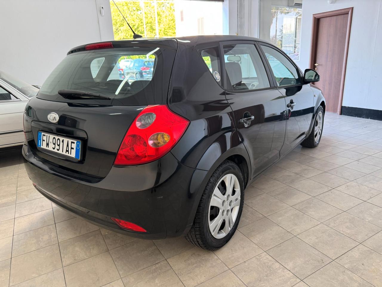 Kia Ceed cee'd 1.4 109CV 5p. LX