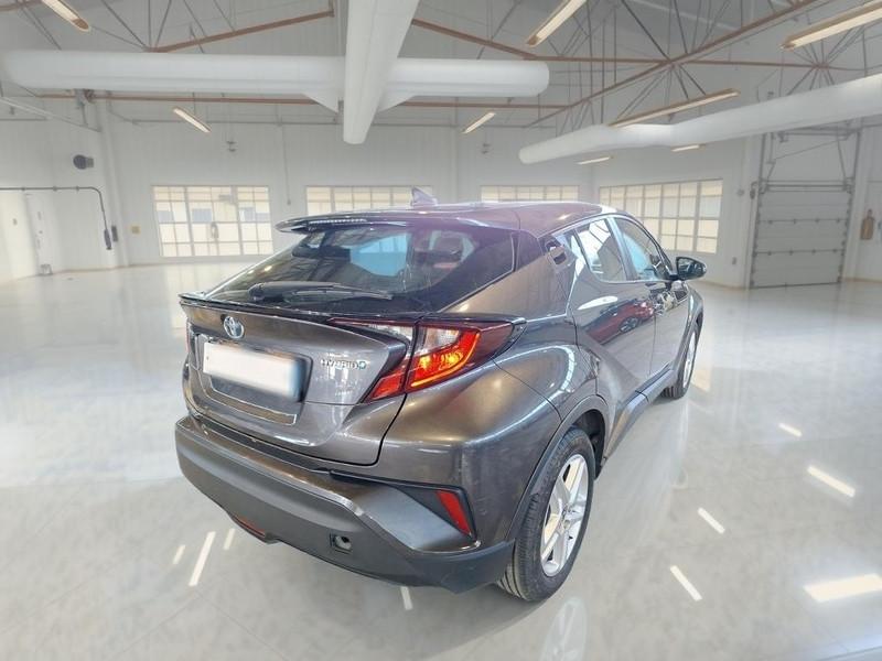 TOYOTA C-HR 1.8H 98CV E-CVT Business