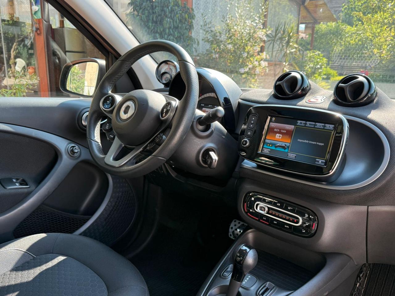 Smart ForFour EQ Pulse Tetto pan.