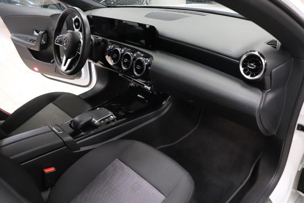 Mercedes-benz CLA 180 CLA 180 d Automatic Shooting Brake Business Extra