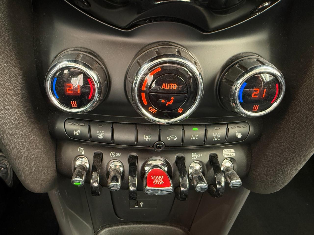 Mini Cooper 1.5 Automatica Neopatentati Tagliandi Ufficiali Prezzo Reale
